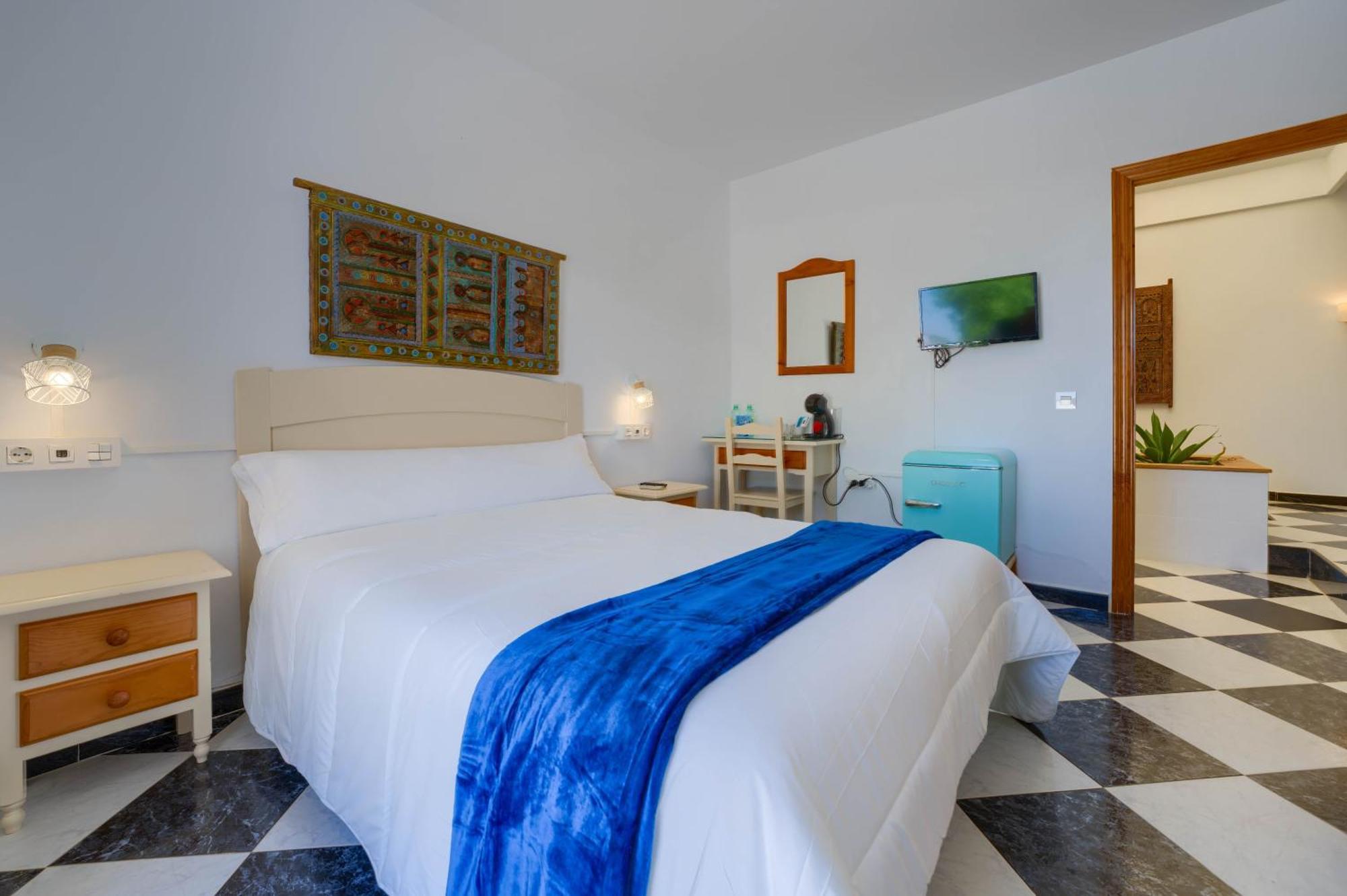 Hostal Del Faro Кониль-де-ла-Фронтера Экстерьер фото
