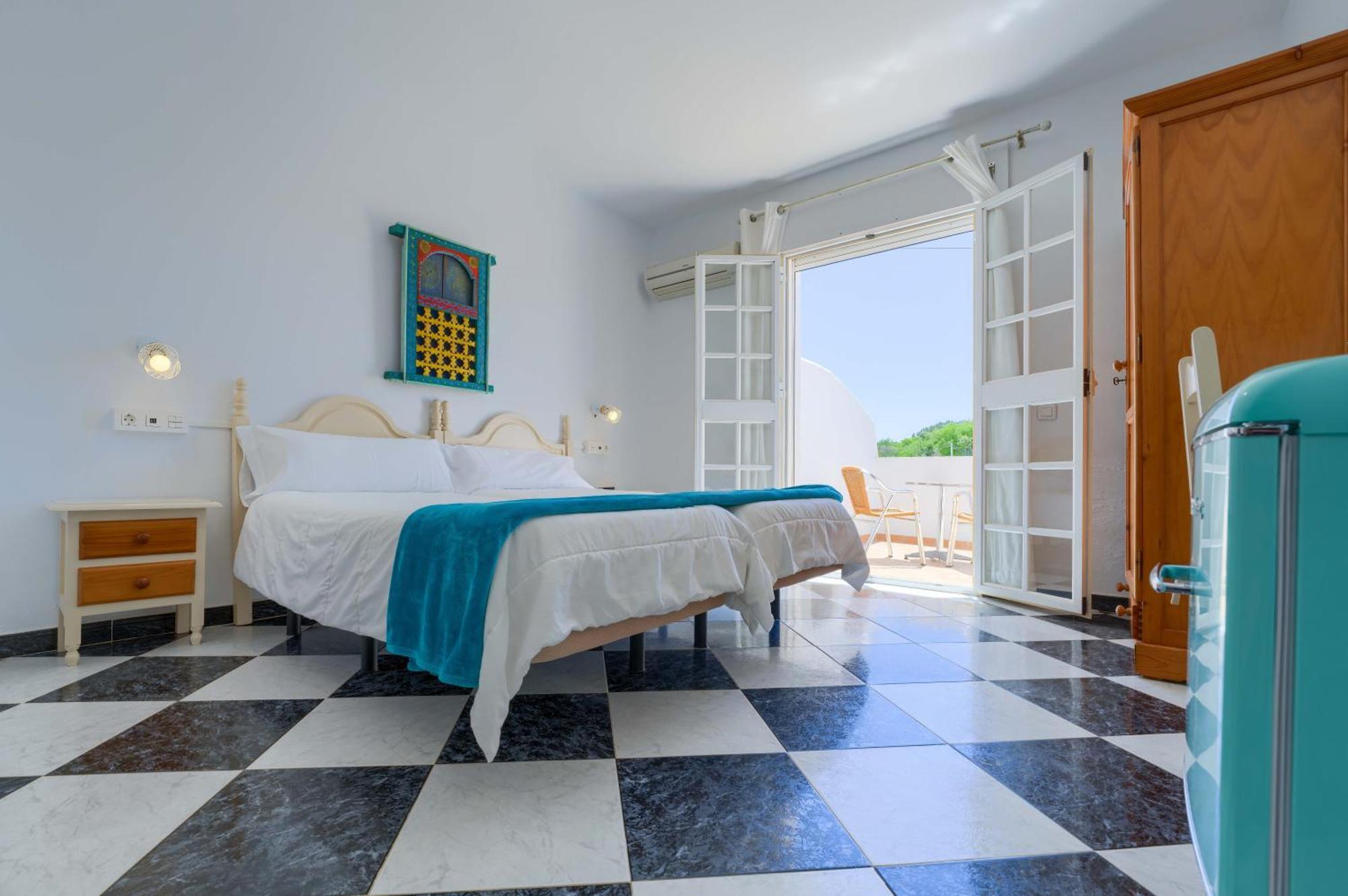 Hostal Del Faro Кониль-де-ла-Фронтера Экстерьер фото